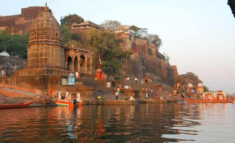 Omkareshwar Temple A Sacred Abode of Lord Shiva