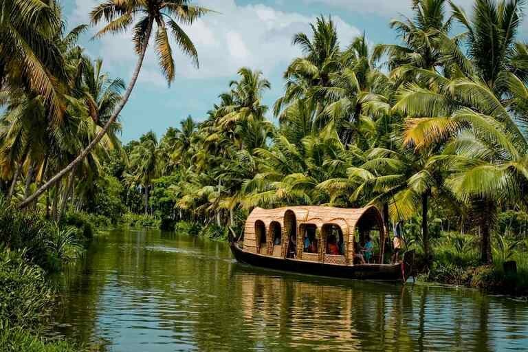 Kerala Honeymoon Package