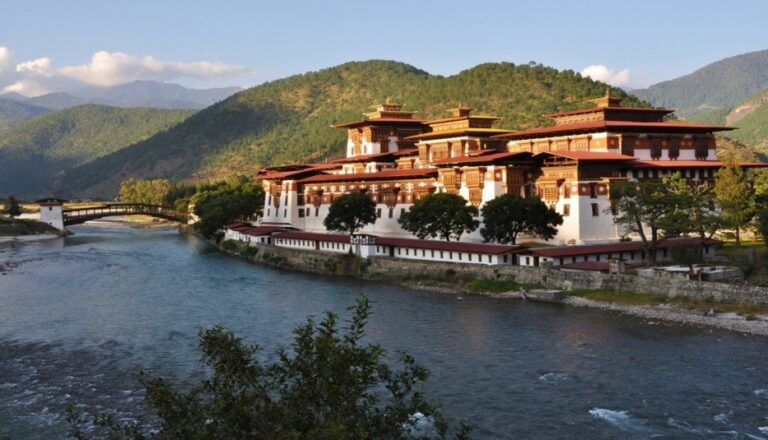 Luxury Bhutan Honeymoon Tour Package